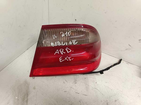 FEU ARRIERE DROIT MERCEDES W210 10/1999-2002 - Vue 1